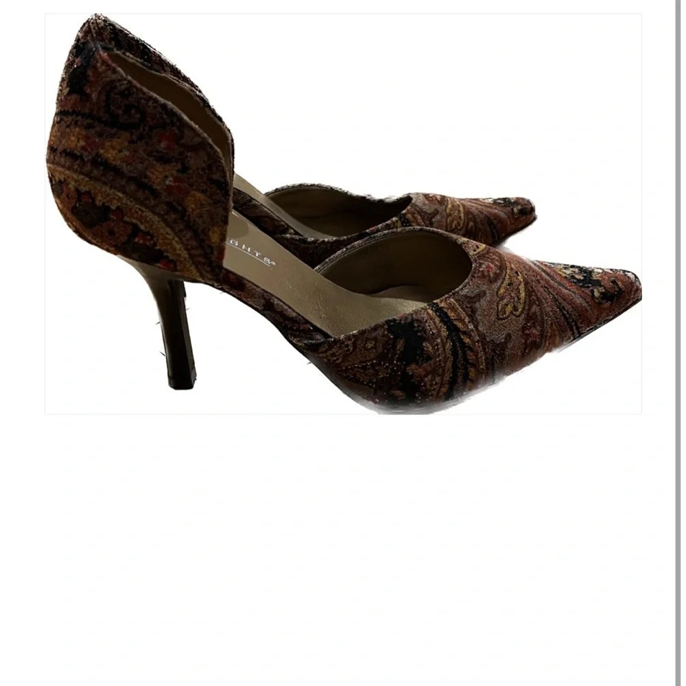 brown heels - Picture 2 of 3